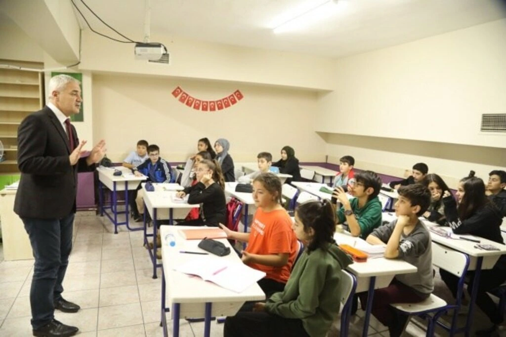 İLKADIM BELEDİYESİ'NDEN ÖĞRENCİLERE KİTAP DESTEĞİ - Resim 11