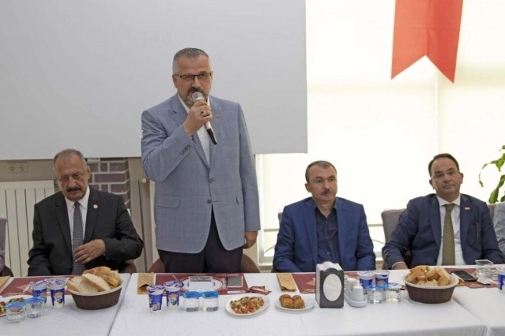 BAFRA'DA MUHTARLAR GÜNÜ KUTLANDI - Resim 3