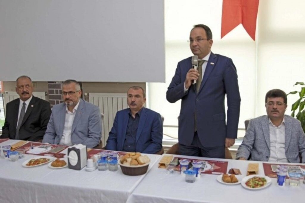 BAFRA'DA MUHTARLAR GÜNÜ KUTLANDI - Resim 4