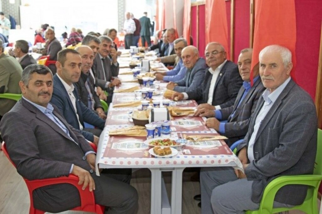 BAFRA'DA MUHTARLAR GÜNÜ KUTLANDI - Resim 6