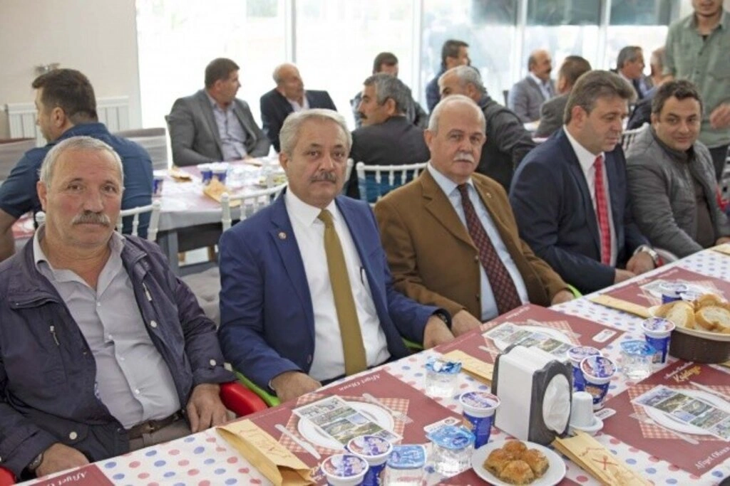 BAFRA'DA MUHTARLAR GÜNÜ KUTLANDI - Resim 11