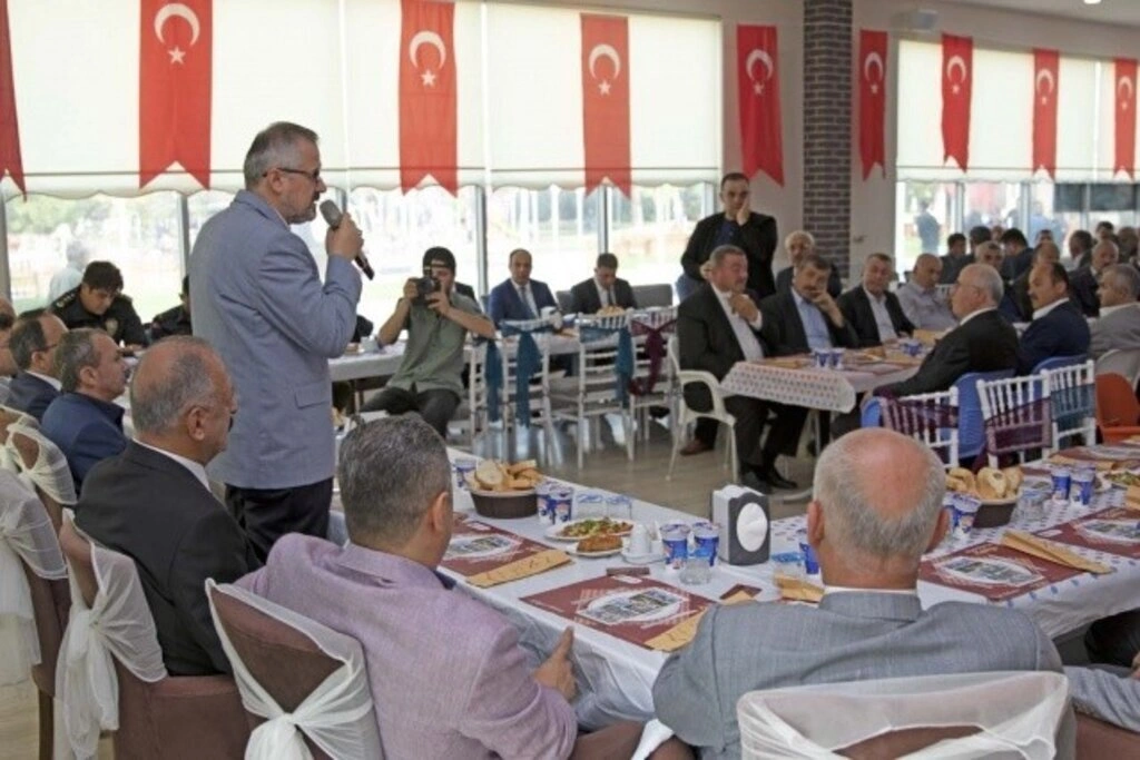 BAFRA'DA MUHTARLAR GÜNÜ KUTLANDI - Resim 14