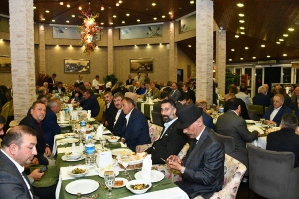 Muhtarlar Günü kapsamında Sevgi Kafe’de akşam yemeği düzenlendi - Resim 11