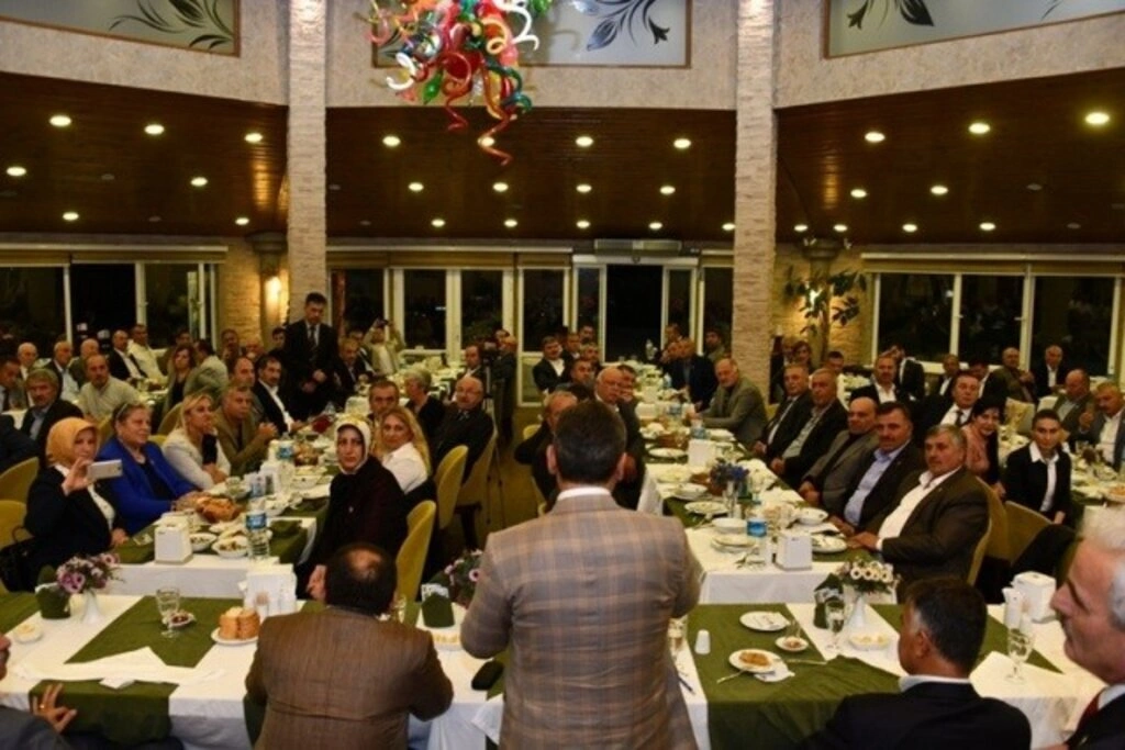Muhtarlar Günü kapsamında Sevgi Kafe’de akşam yemeği düzenlendi - Resim 15