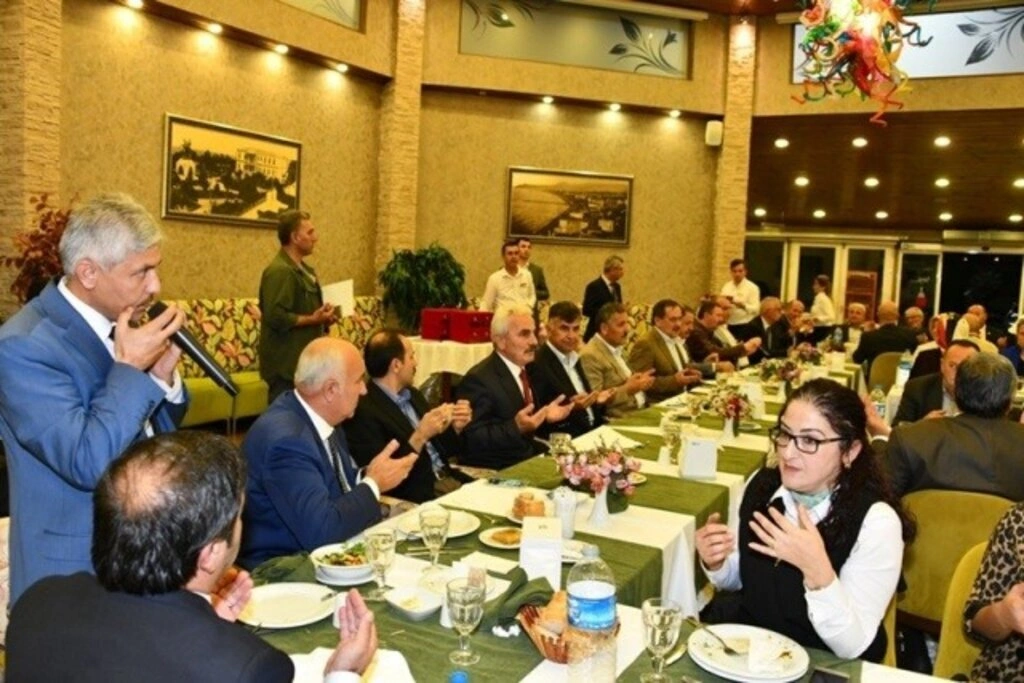 Muhtarlar Günü kapsamında Sevgi Kafe’de akşam yemeği düzenlendi - Resim 19