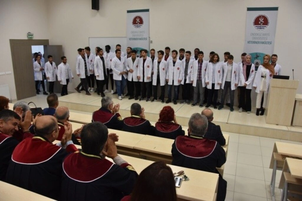Veteriner Hekim Adayları Önlüklerini Giydi - Resim 7