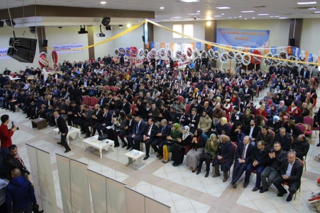 AK Parti İlkadım İlçe Gençlik Kolları 2. Olağan Kongresi  - Resim 2