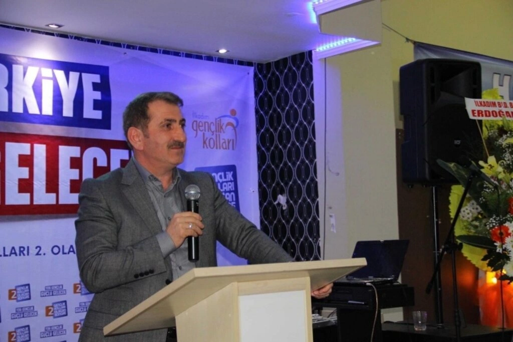AK Parti İlkadım İlçe Gençlik Kolları 2. Olağan Kongresi  - Resim 11
