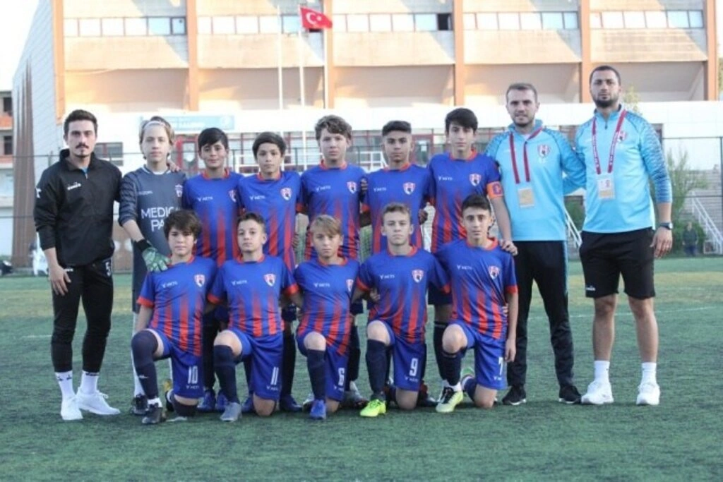 ATAKUM GRUP MAÇLARINI NAMAĞLUP LİDER TAMAMLADI - Resim 1