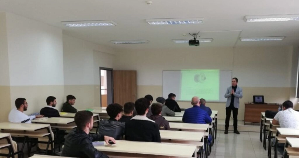 OMÜ’de Usta Öğreticiler Ders ve İş Başında - Resim 1