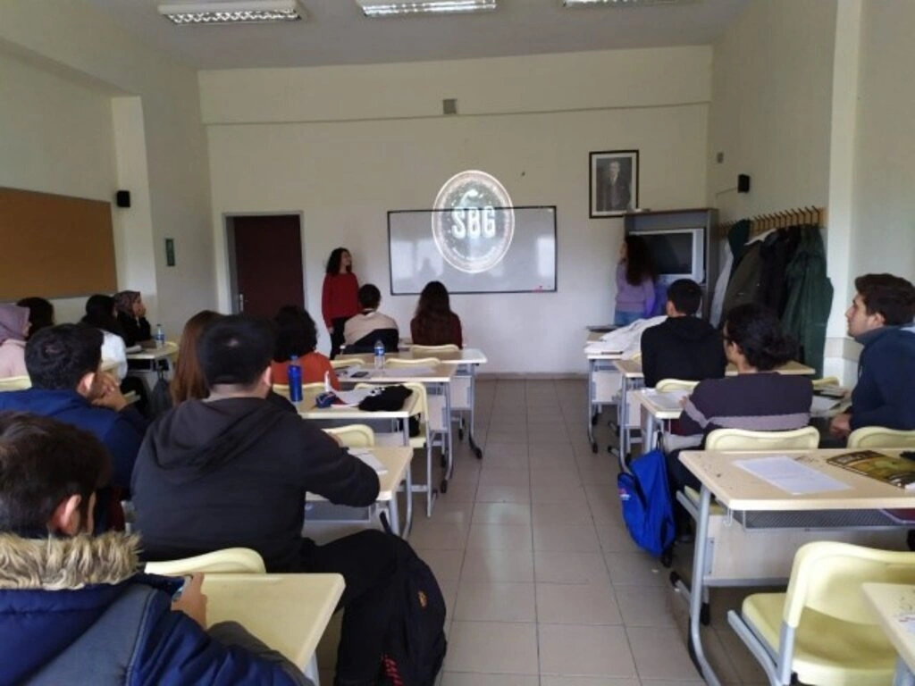 ÖDGO ve SBG’den Tıp Fakültesi Hazırlık Öğrencilerine Bilgilendirme Sunumları - Resim 1