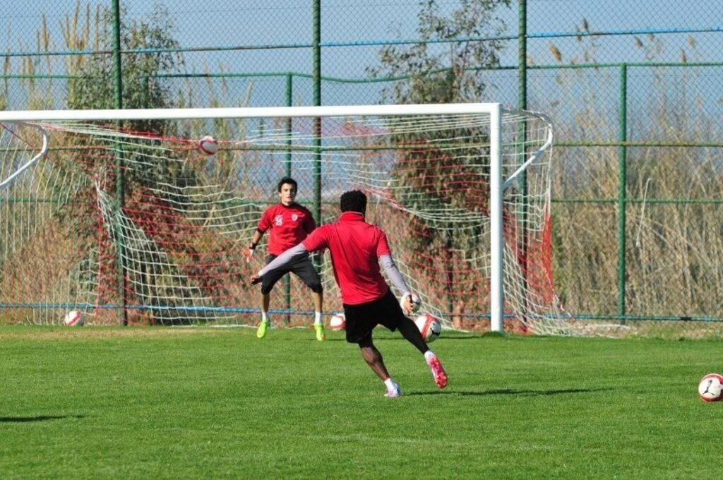 Samsunspor Antalya Kampı Devam Ediyor - Resim 15