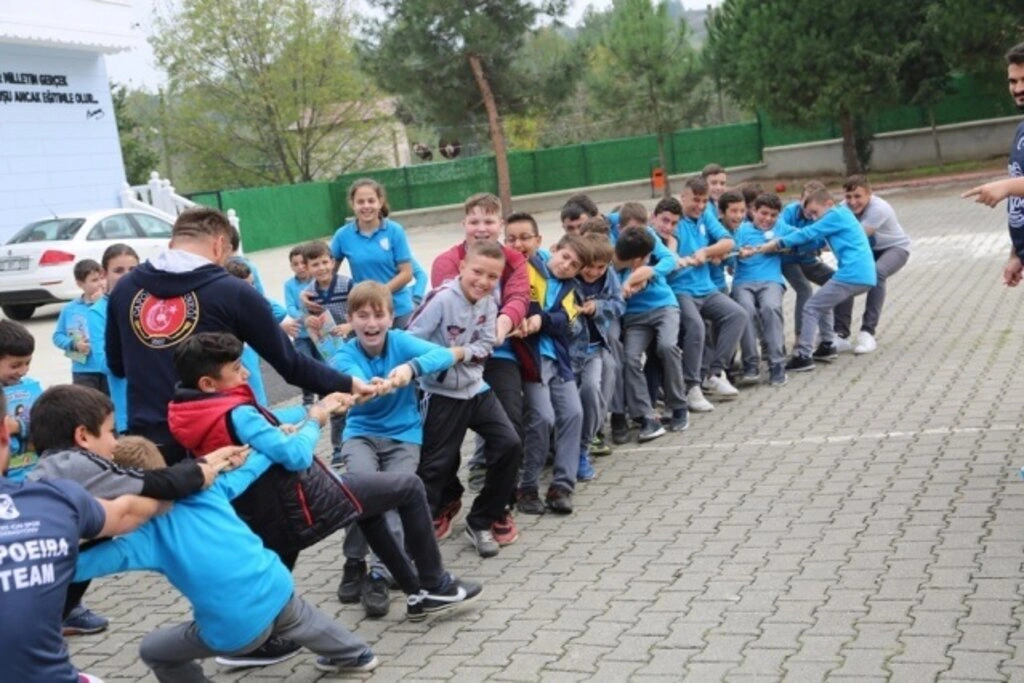 Tekkeköy Gökçe Karaoğlan Ortaokulu'nda ödüllü spor etkinliği - Resim 6
