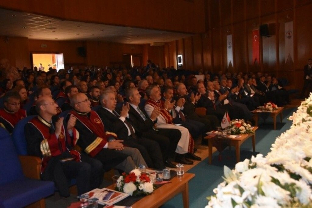 Ondokuz Mayıs Üniversitesi'nde 2019-2020 Akademik Yılı Açılış Töreni - Resim 12