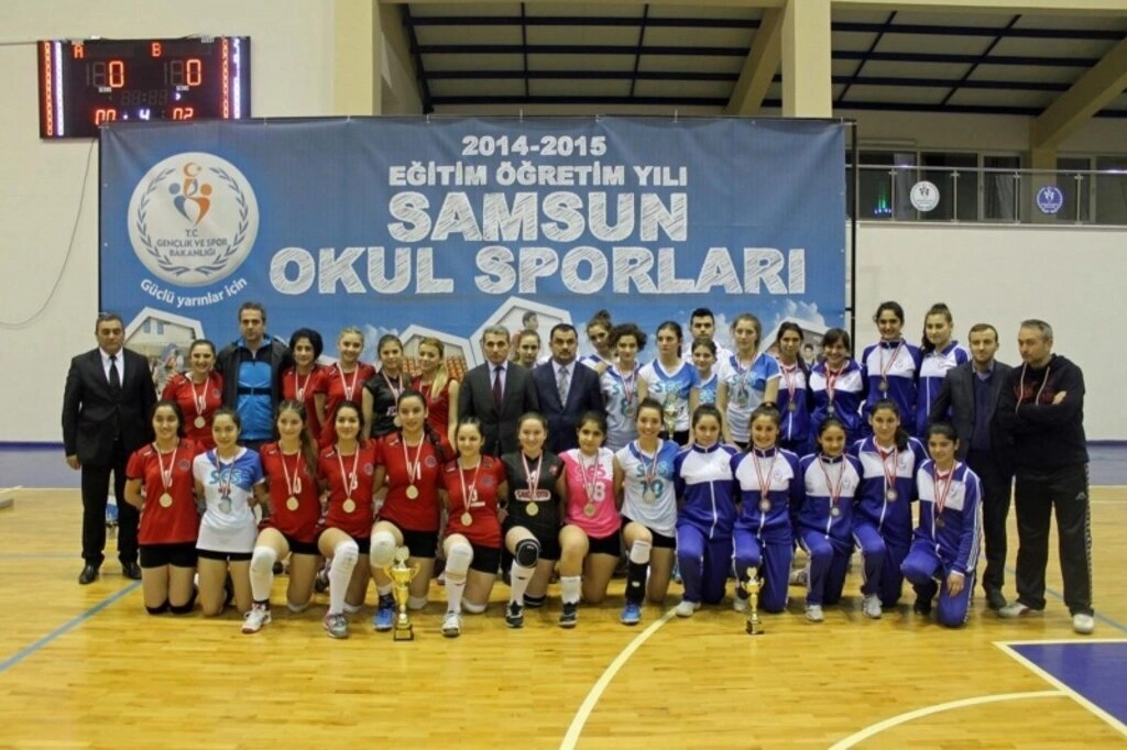 SAMSUN VOLEYBOL GENÇ ERKEKLER VE GENÇ BAYANLAR İL BİRİNCİLİĞİ SONA ERDİ	 - Resim 9