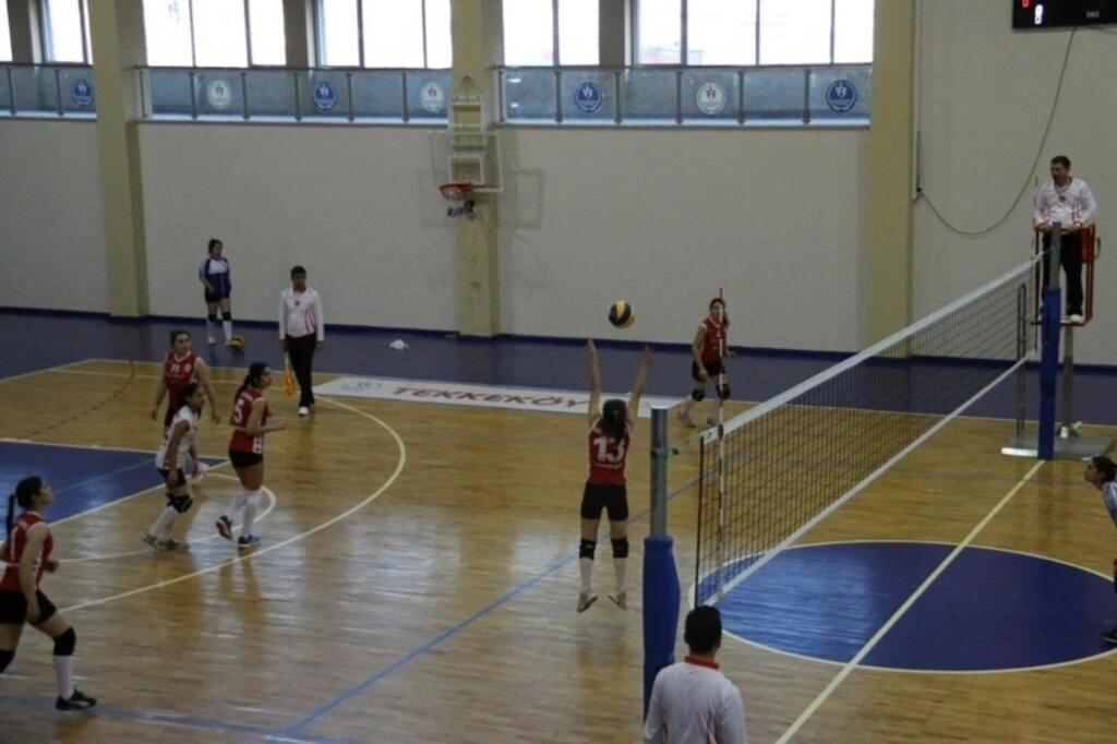 SAMSUN VOLEYBOL GENÇ ERKEKLER VE GENÇ BAYANLAR İL BİRİNCİLİĞİ SONA ERDİ	 - Resim 25