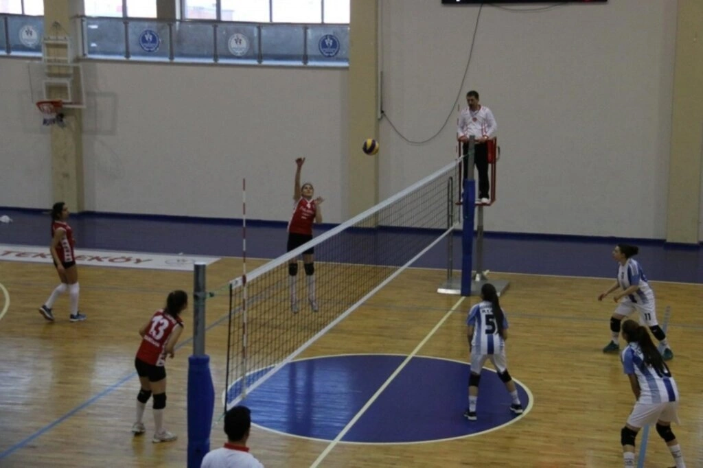 SAMSUN VOLEYBOL GENÇ ERKEKLER VE GENÇ BAYANLAR İL BİRİNCİLİĞİ SONA ERDİ	 - Resim 26