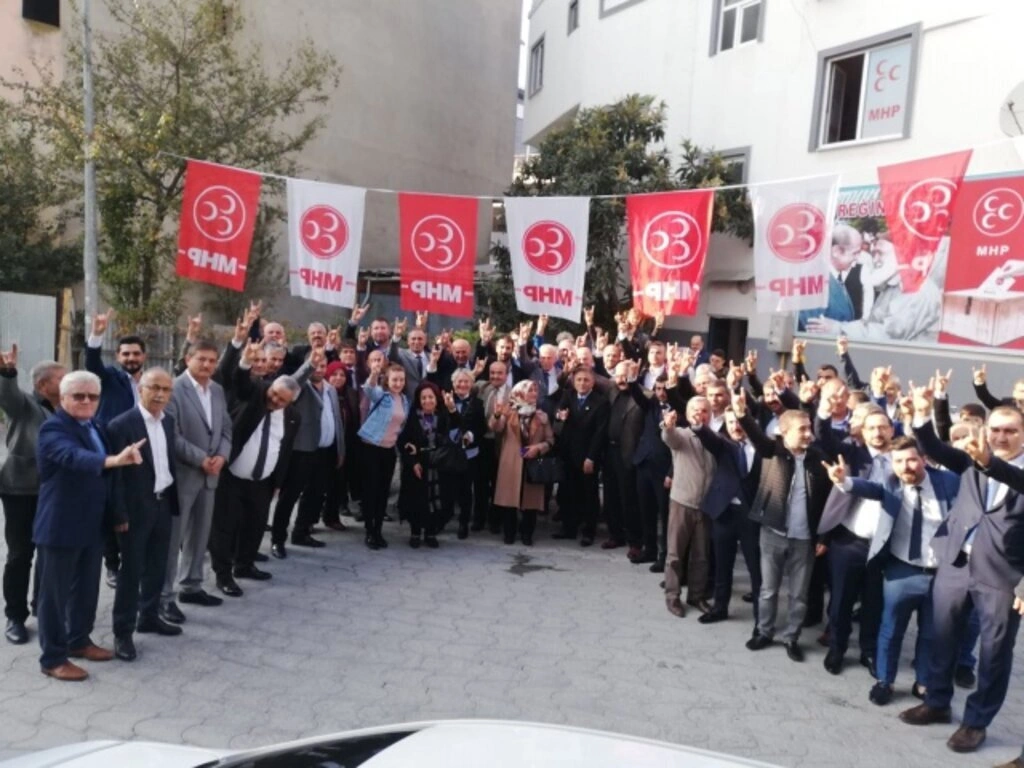 MHP İlkadım ve Canik'te bayrak değişimi yapıldı - Resim 4