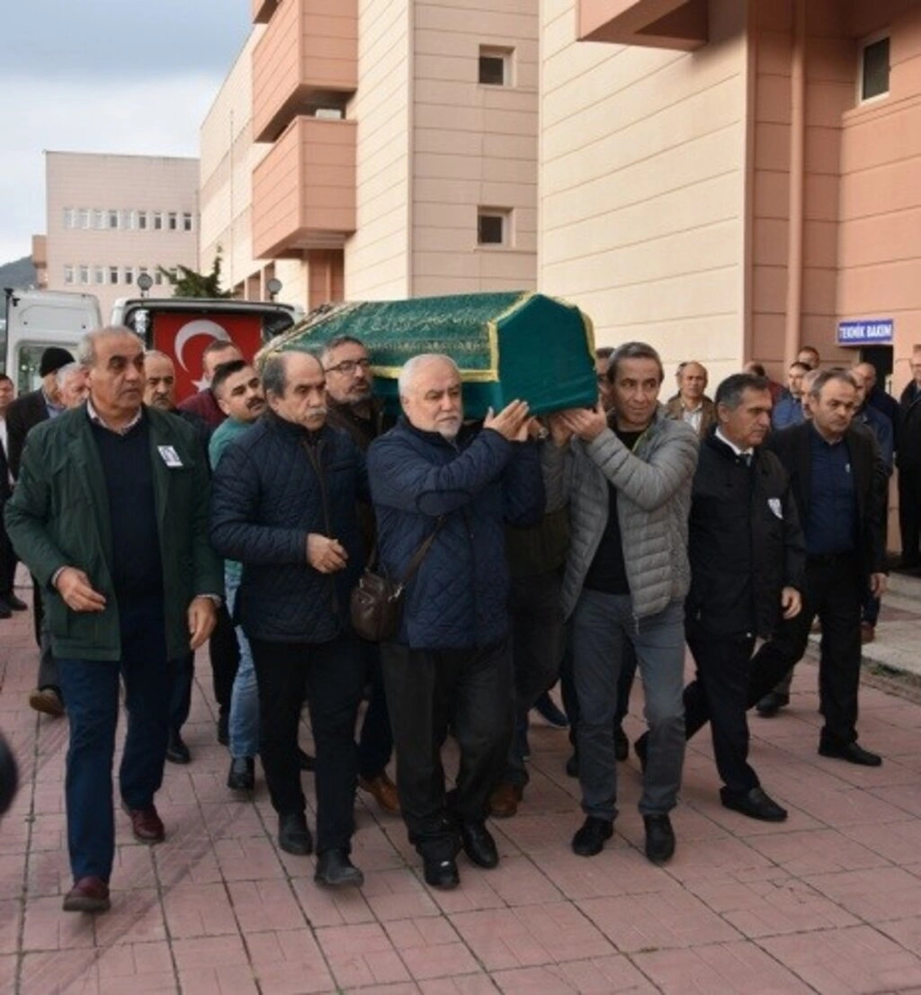 Prof. Dr. Emine Coşkun’a Hazin Veda - Resim 4