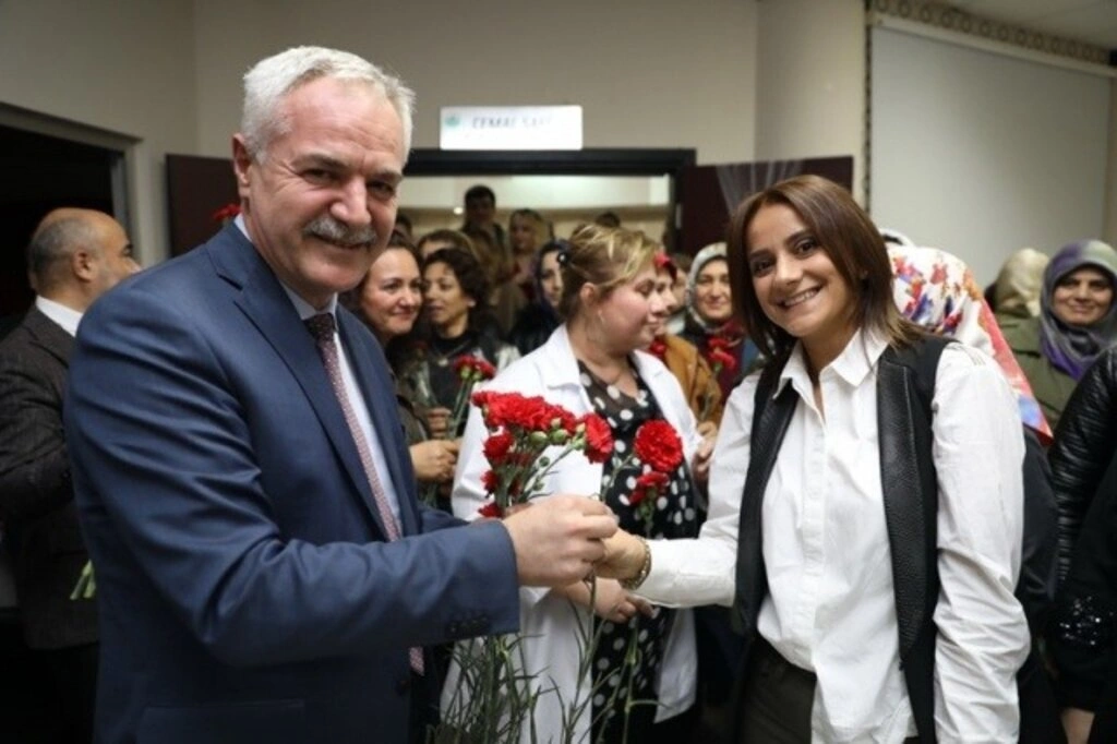 İlkadım Belediyesi'nden Öğretmenler Günü Kutlaması - Resim 6