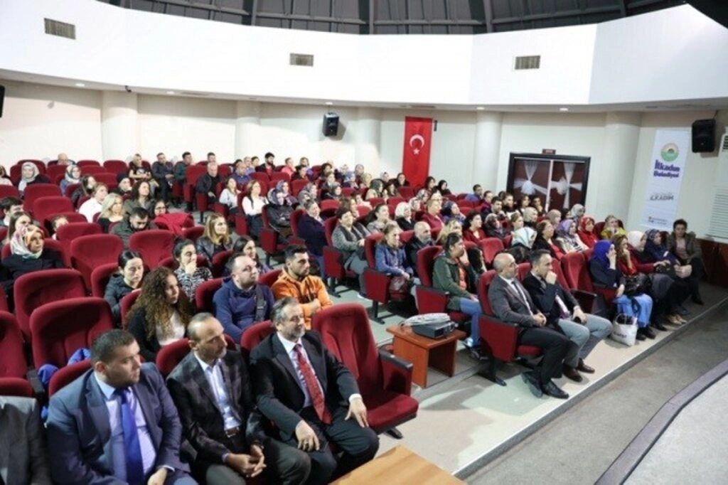 İlkadım Belediyesi'nden Öğretmenler Günü Kutlaması - Resim 9