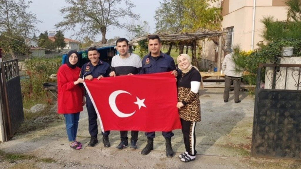 Genç Kızılay'dan, Küçük bir hediye büyük mutluluk - Resim 8