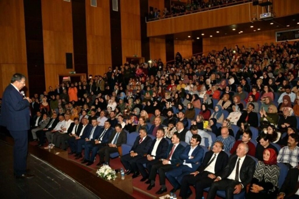 Eğitim-Bir-Sen’den Hayati İnanç Konferansı! - Resim 8
