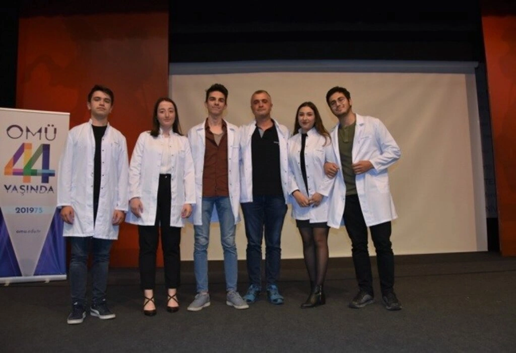 Genç Diş Hekimi Adayları Beyaz Önlüklerini Giydi - Resim 10