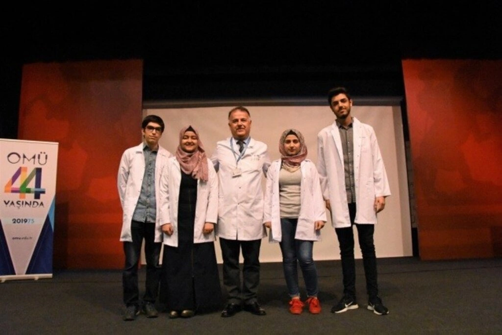 Genç Diş Hekimi Adayları Beyaz Önlüklerini Giydi - Resim 33
