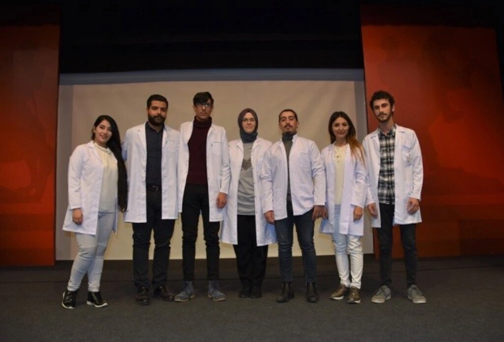 Genç Diş Hekimi Adayları Beyaz Önlüklerini Giydi - Resim 38