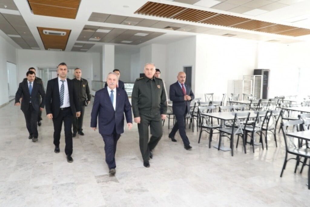 Samsun Garnizon Komutanı Üstün'den İlkadım Belediyesi'ne ziyaret - Resim 5