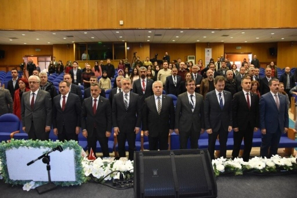 TÜBA Paydaşlığıyla Gıda ve Sağlıklı Beslenme Sempozyumu’nun İkincisi Samsun’da - Resim 18