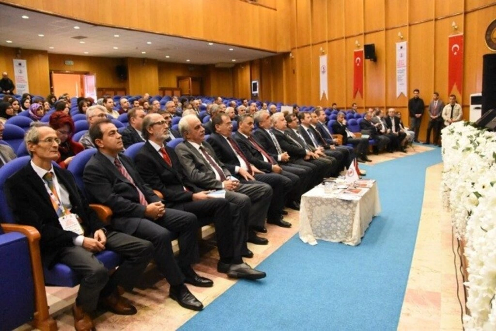 TÜBA Paydaşlığıyla Gıda ve Sağlıklı Beslenme Sempozyumu’nun İkincisi Samsun’da - Resim 19