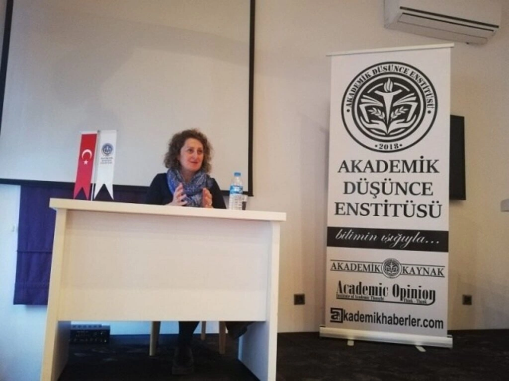 Akademik Düşünce Enstitüsü'nden Söyleşi - Resim 2