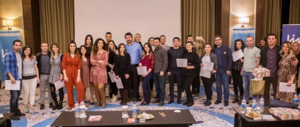 Liv Anne Baba Atölyesi ebeveynlere sertifikalarını verdi - Resim 2