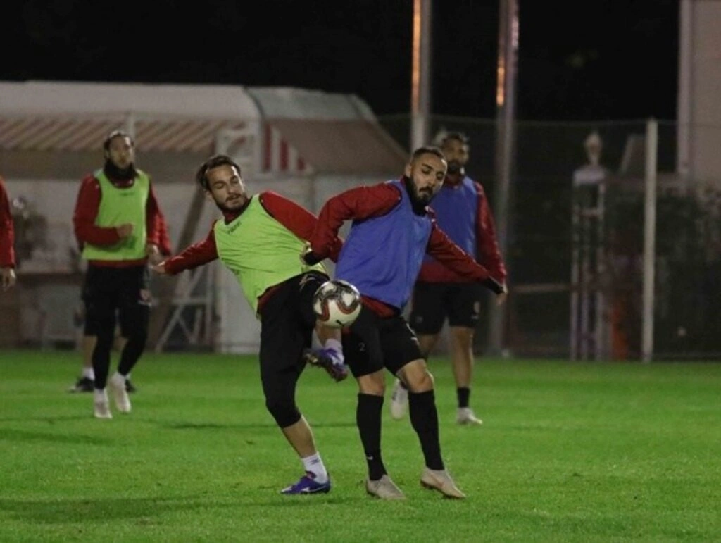 Samsunspor Çorum Belediye maçının hazırlıklarını sürdürüyor - Resim 3