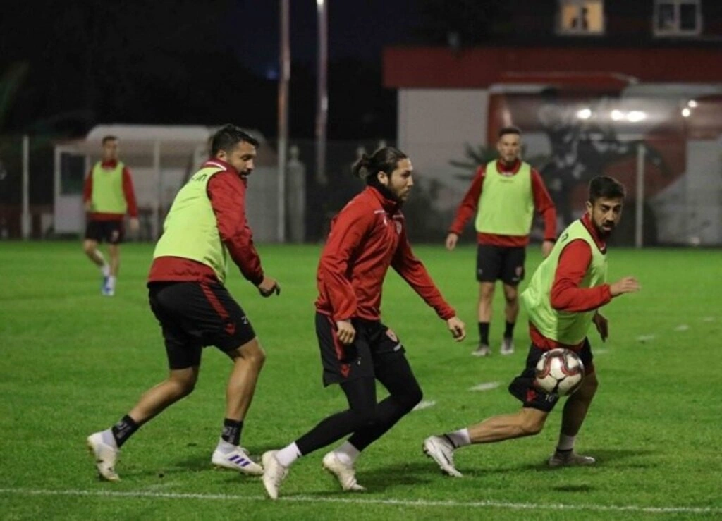Samsunspor Çorum Belediye maçının hazırlıklarını sürdürüyor - Resim 6