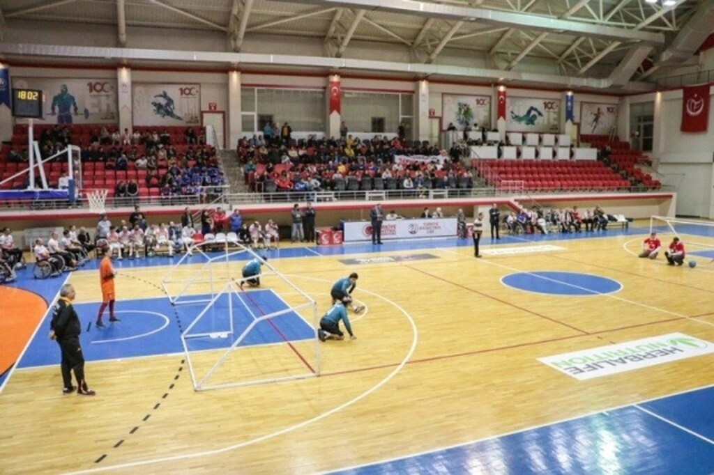 Samsun protokolü ile engelliler çeşitli branşlarda turnuva yaptılar - Resim 19