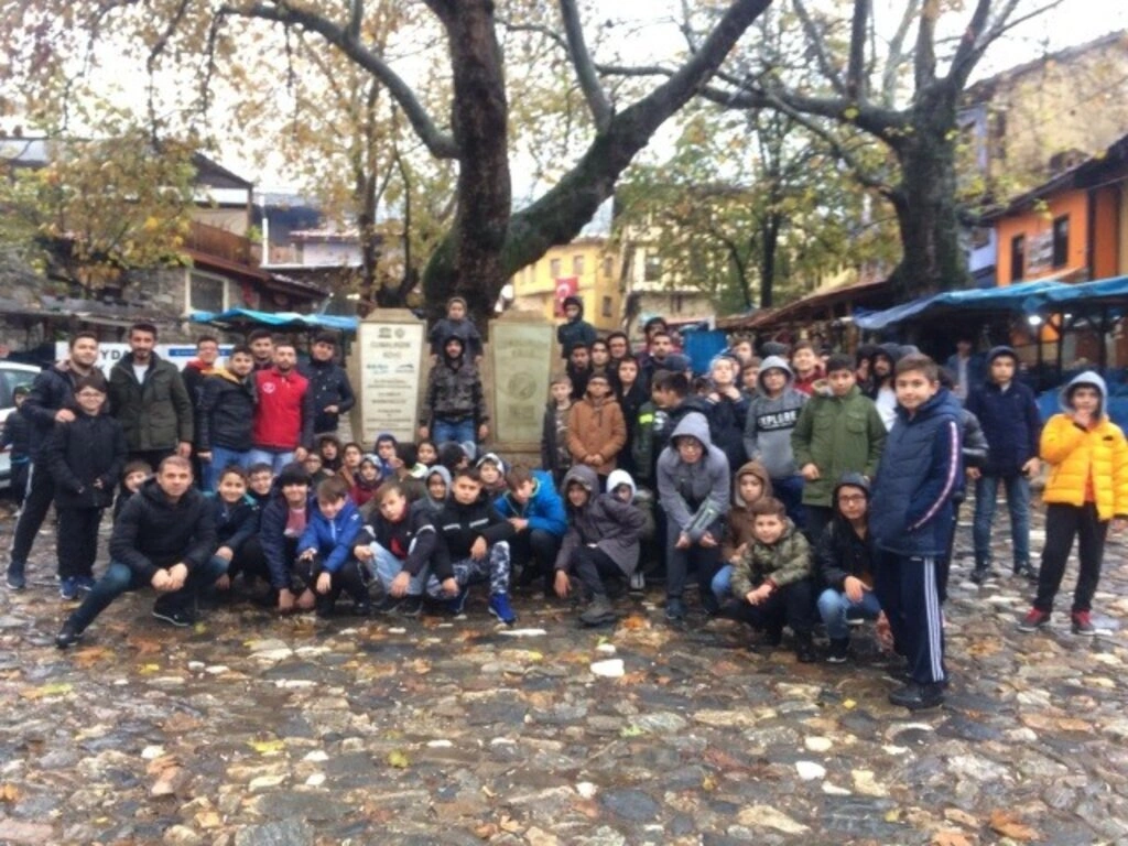 TÜGVA'lı gençlerden Ecdada Vefa ziyareti - Resim 7