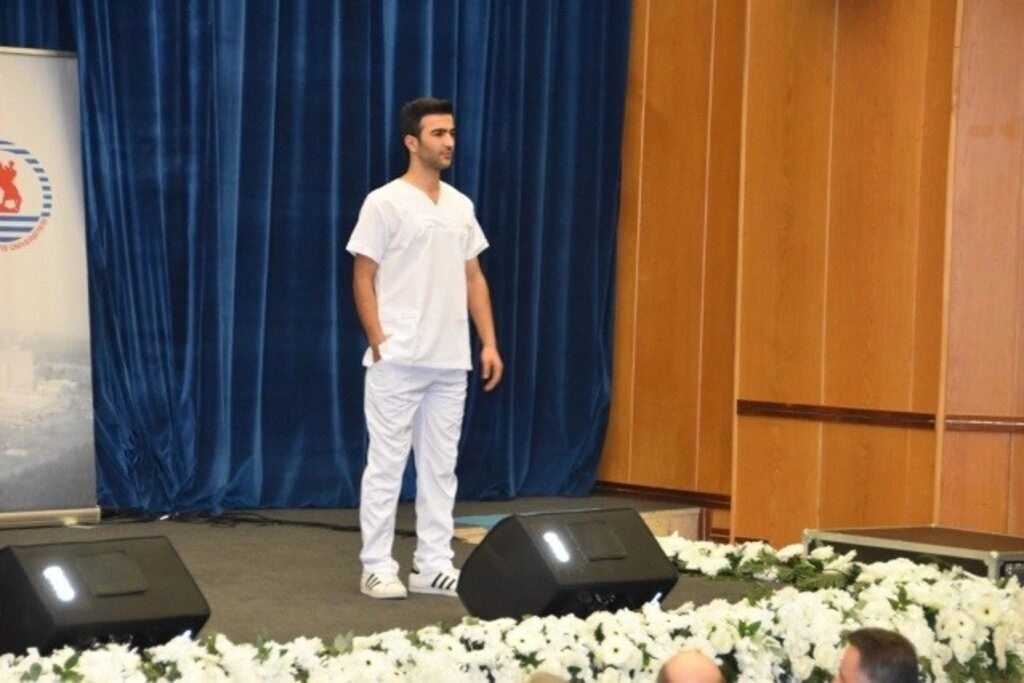 Geçmişten Günümüze Hemşirelik Kıyafetleri Defilesi OMÜ’de Sergilendi - Resim 6