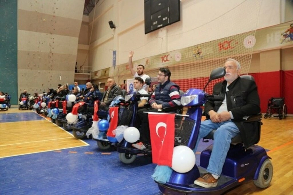 Canik’te 85 Akülü Engelli Aracı sahipleriyle buluştu - Resim 7