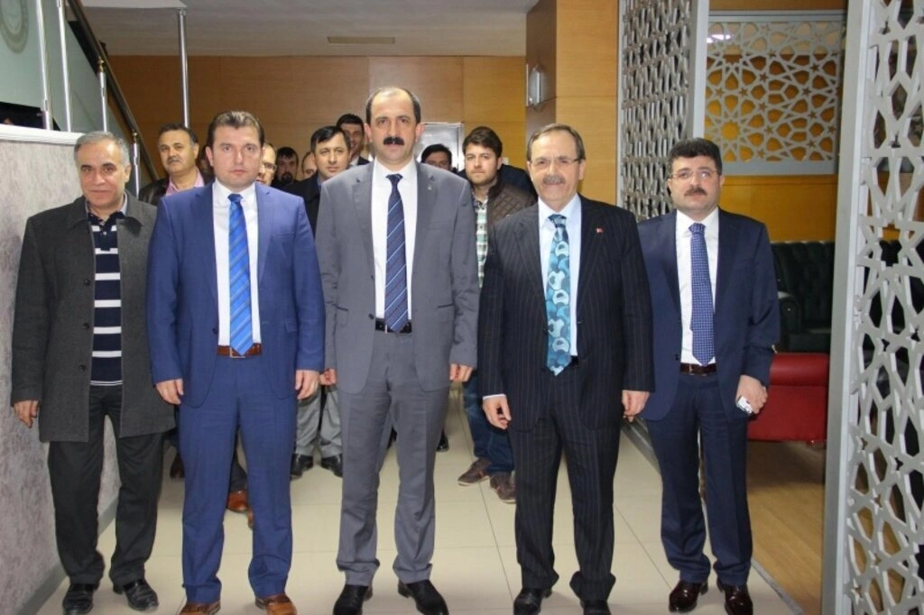 AK Parti Samsun İl Başkan Adayı Muharrem Göksel'in delegelere vermiş olduğu yemek programı - Resim 15