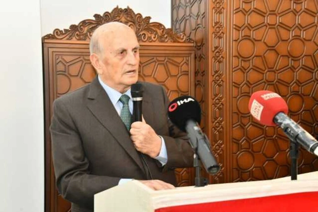 Yeşilyurt Demir Çelik Camii hizmete açıldı - Resim 4