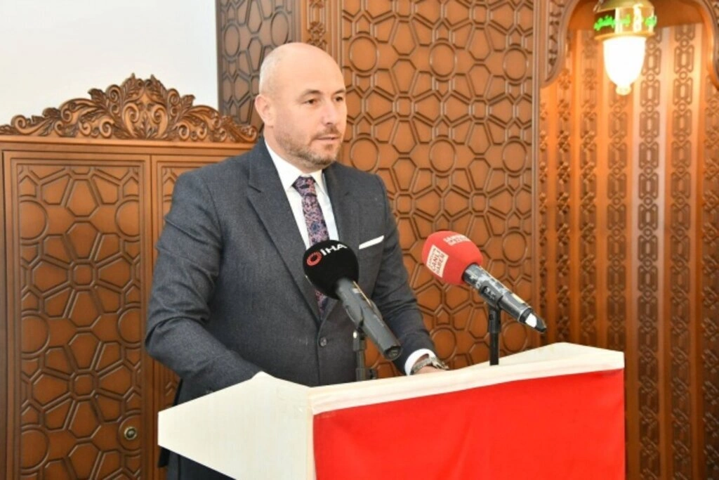 Yeşilyurt Demir Çelik Camii hizmete açıldı - Resim 7
