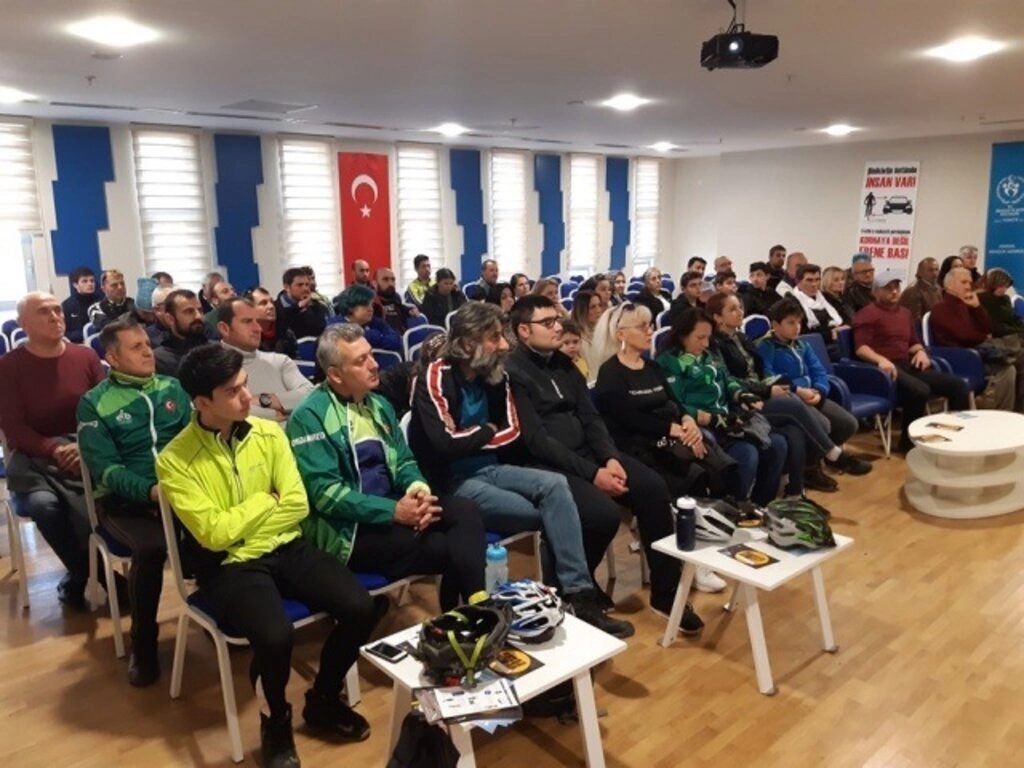 Türkiye Bisiklet Yolları Risk Haritası Tanıtım Toplantısı ve Farkındalık Turu - Resim 3