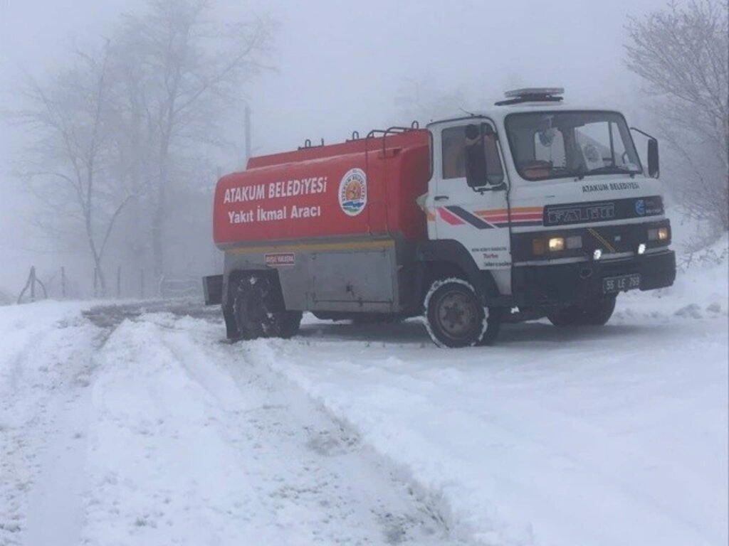 Atakum'un yüksek bölgelerinde kar yağışı etkili oldu! Samsun haber - Resim 2