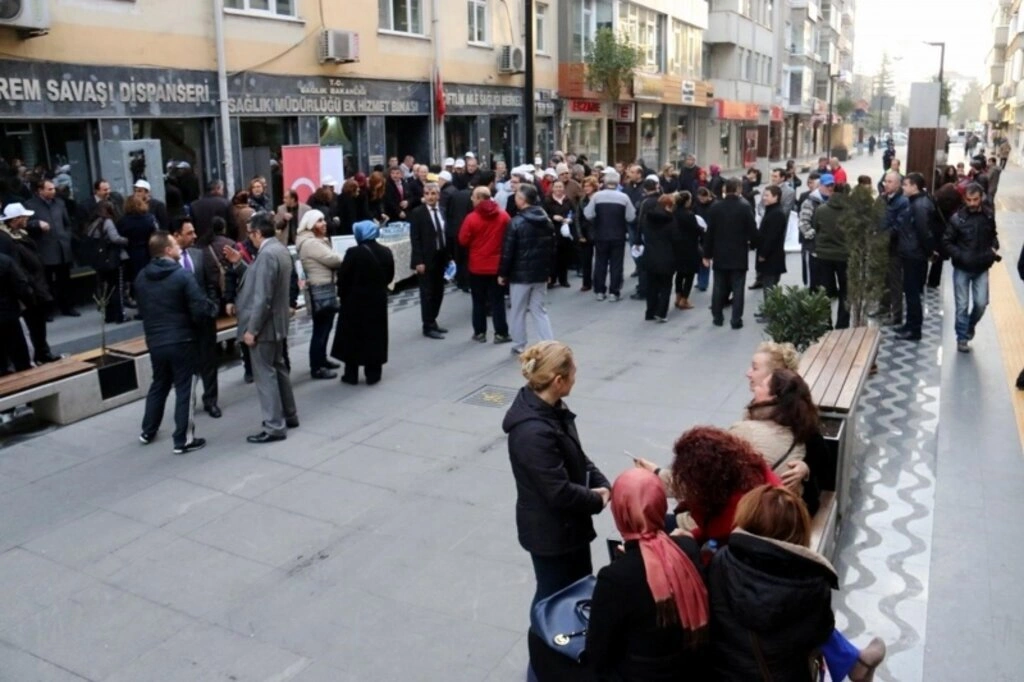 Samsun'da sağlıklı beslenme ve hareketli yaşam yürüyüşü yapıldı - Resim 1
