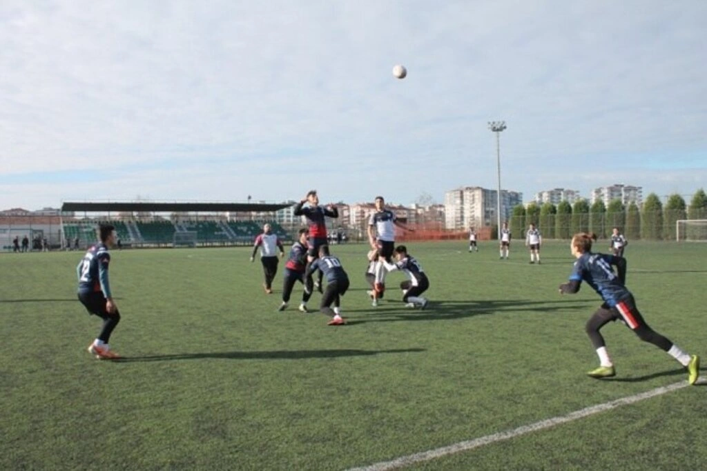 Samsun U18 Erkek Ragbi Takımları sezon önce ilk sınavlarına çıktılar - Resim 1