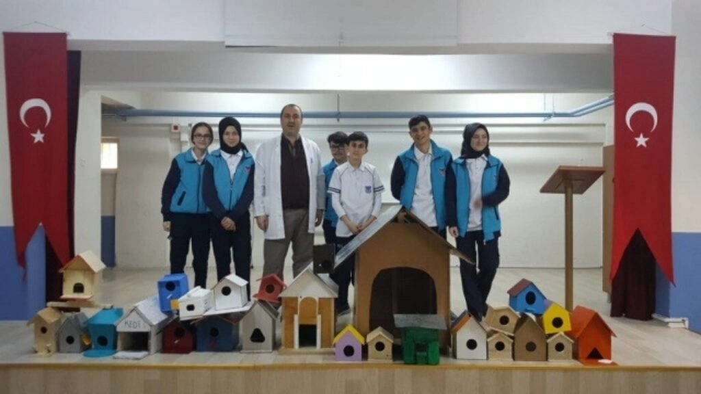 ibn-i Sina Lisesinden örnek Davranış - Resim 5