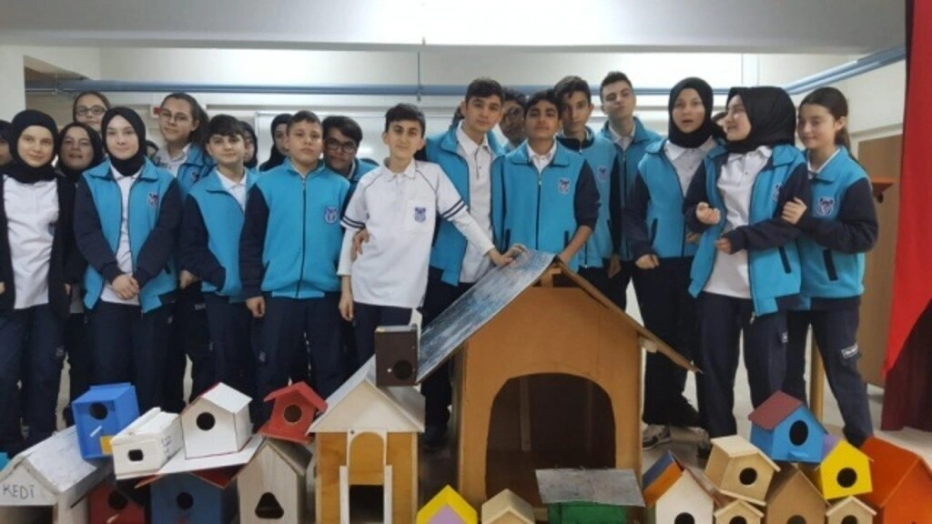 ibn-i Sina Lisesinden örnek Davranış - Resim 2